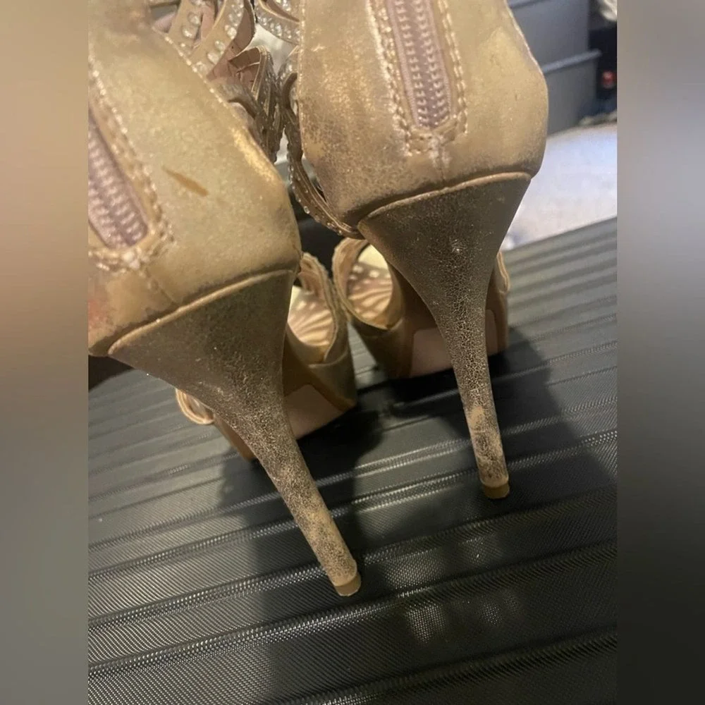 Mix No. 6 Gold Rhinestone Cage Platform‎ Stiletto Heels Womens Size 8.5 Metallic